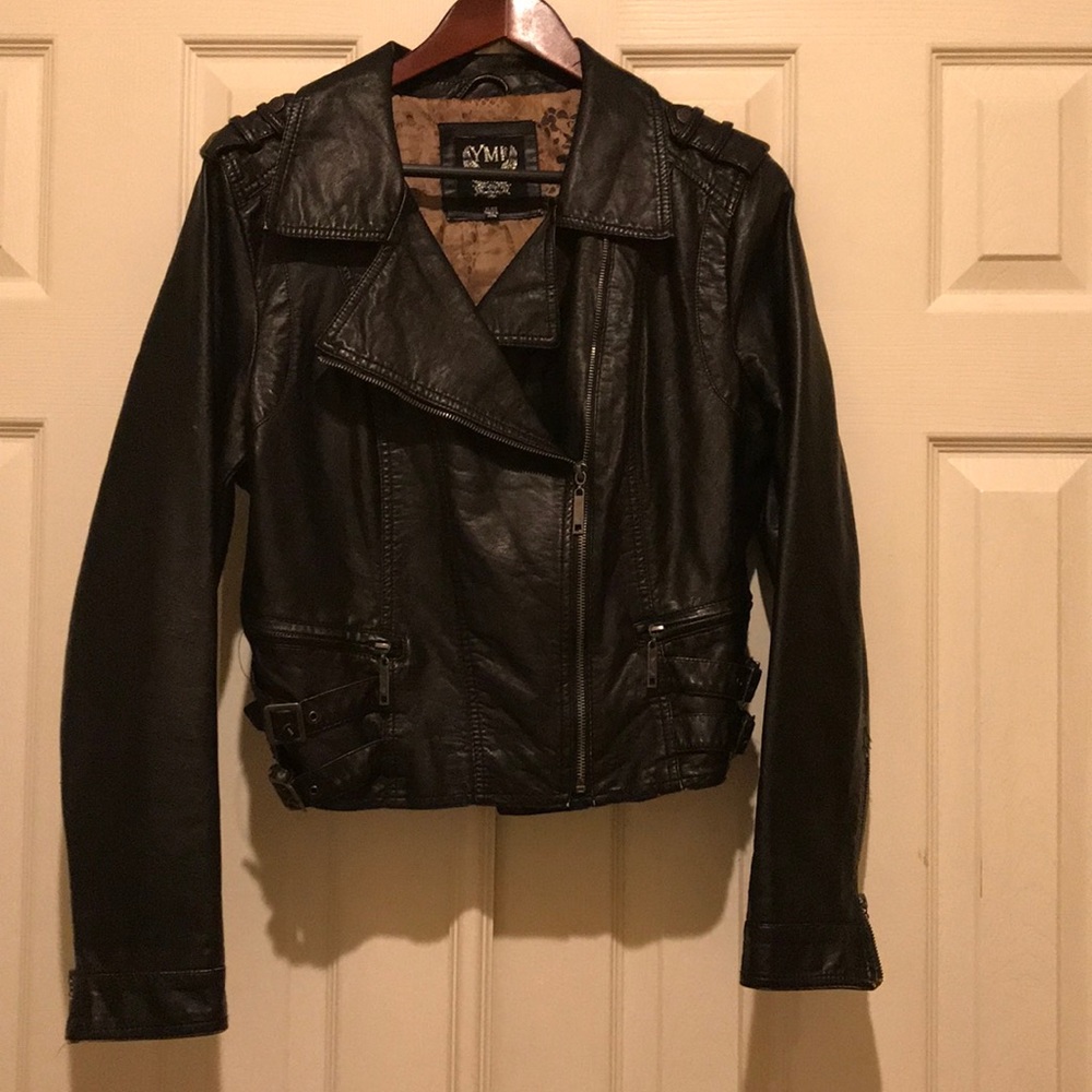 Women’s faux leather jacket